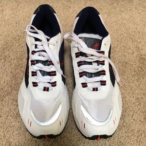 Loco sports size M/ 10, W/11.5 running shoes
